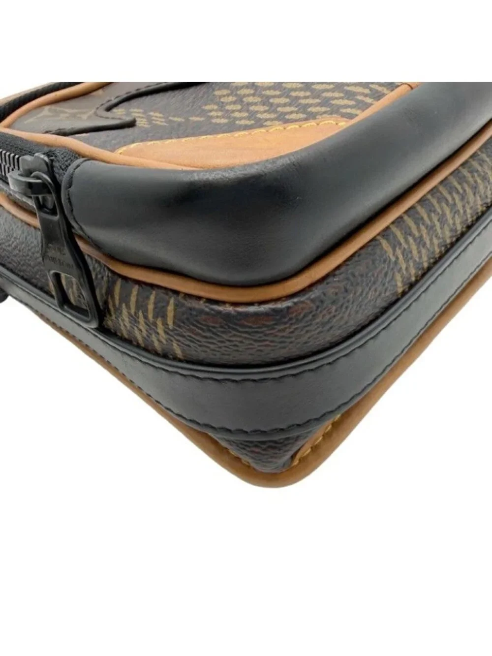 Louis Vuitton Shoulder Bag Amazon Messenger Brown Damier Giant Collaboration LV